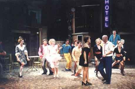 Műsorváltozás a szombathelyi színházban!