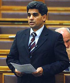 Megvonták a bizalmat a szombathelyi roma kisebbségi vezetőtől