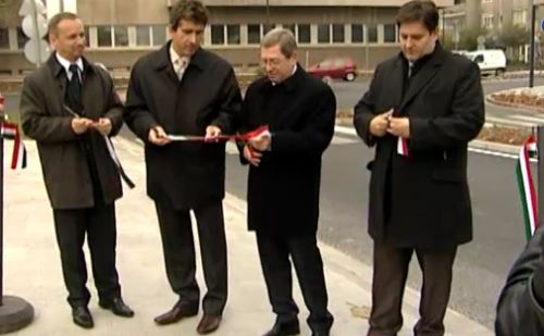 Új körforgalom létesült Szombathely belvárosában