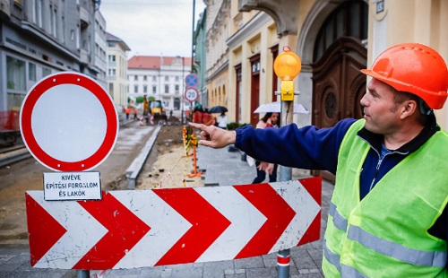 Szombathelyen még 200 napig tűrni kell
