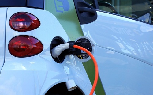 Már csak pénzért lehet tölteni Szombathelyen az elektromos autókat