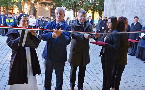 Új tornacsarnokot kapott a kőszegi Árpád-házi iskola