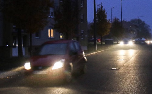 Szombathely: későn kapcsolódnak fel a lámpák?