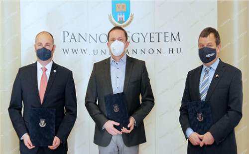 Együttműködést bővített a Schaeffler Savaria Kft. és a Pannon Egyetem 